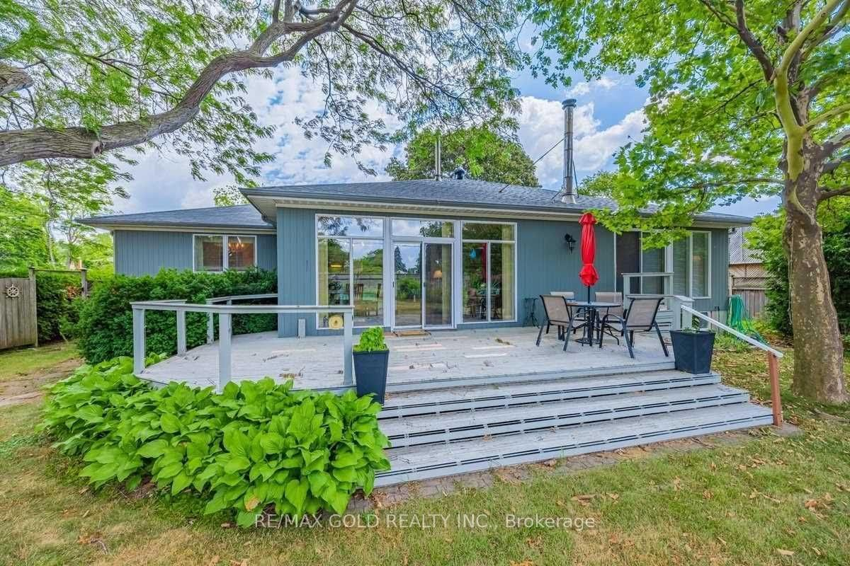 Bungalow rear elevation